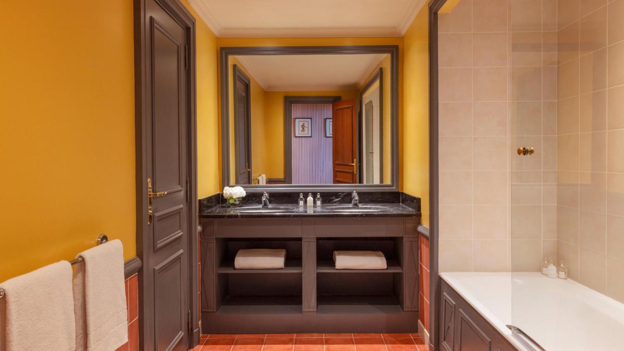 Superior Double or Twin Room Sea View