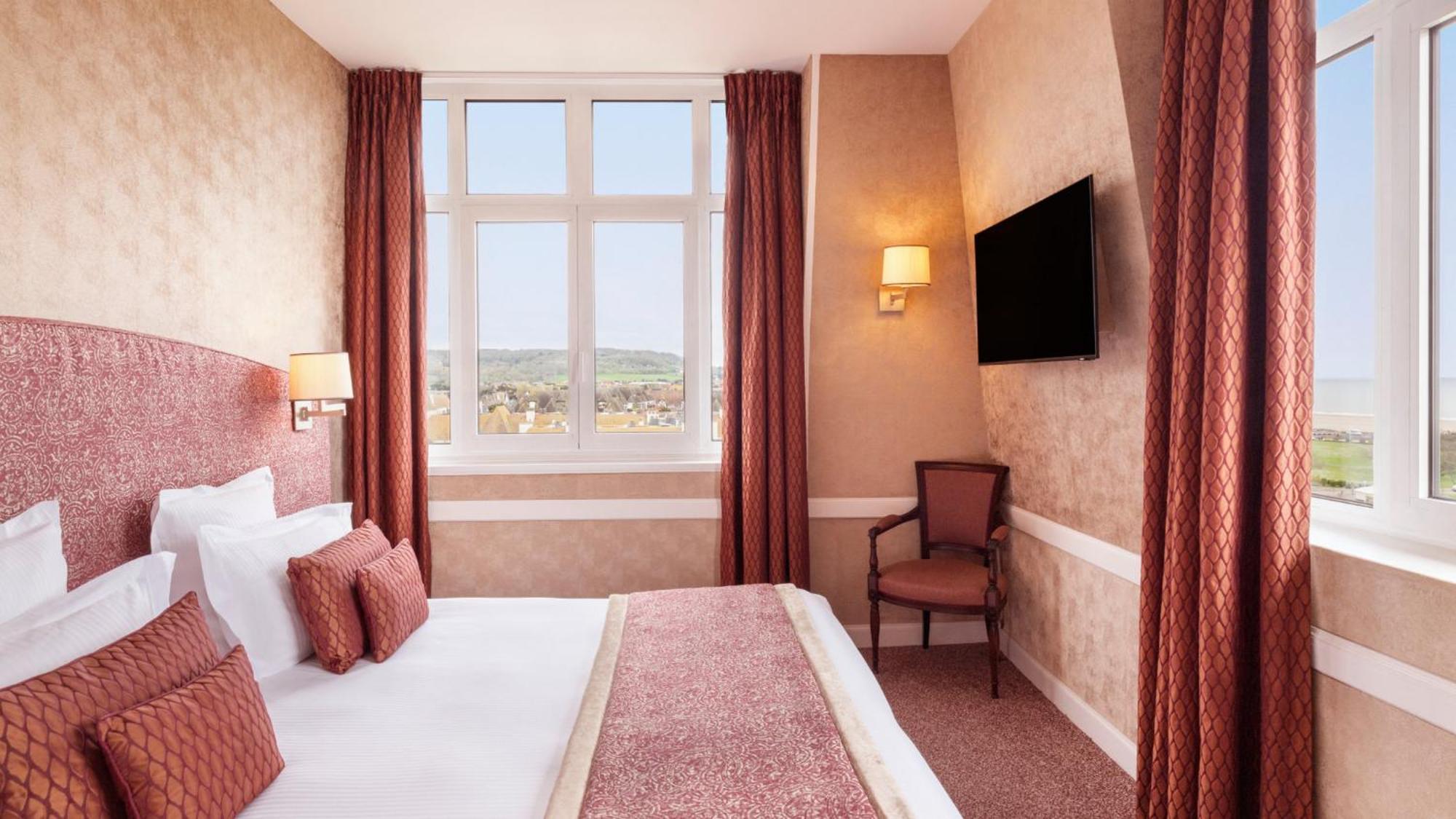 Superior Double or Twin Room Sea View